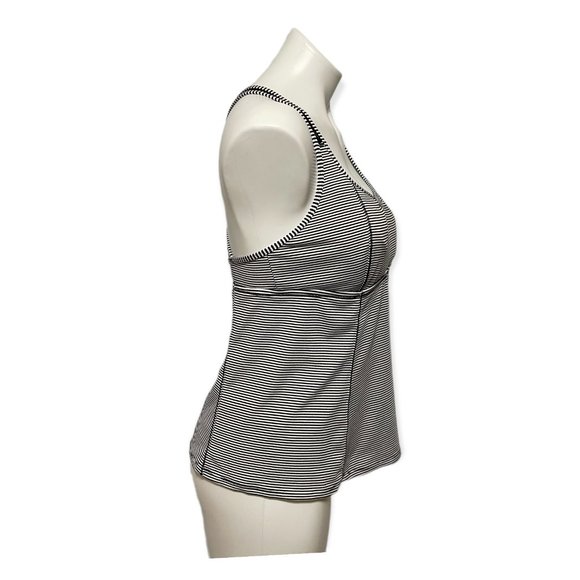 Nike Large Black and White Striped Racerback Mesh Detail Tank - Picture 4 of 5